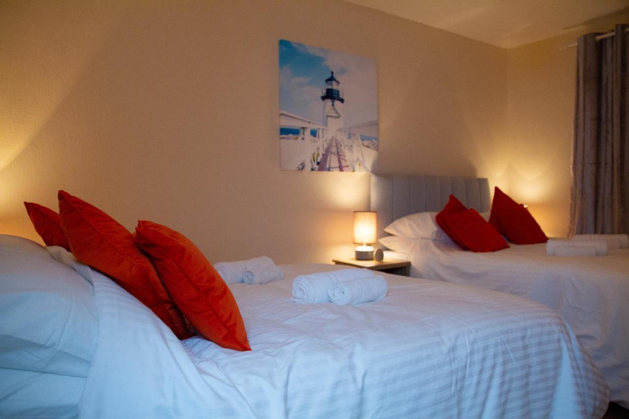 Carvetii - Fox House - 1St Floor Flat Sleeps Up To 8 Apartment Dunfermline Bagian luar foto